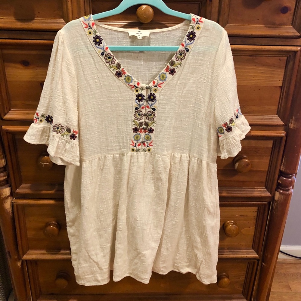 Entro • embroidered dress • size M
